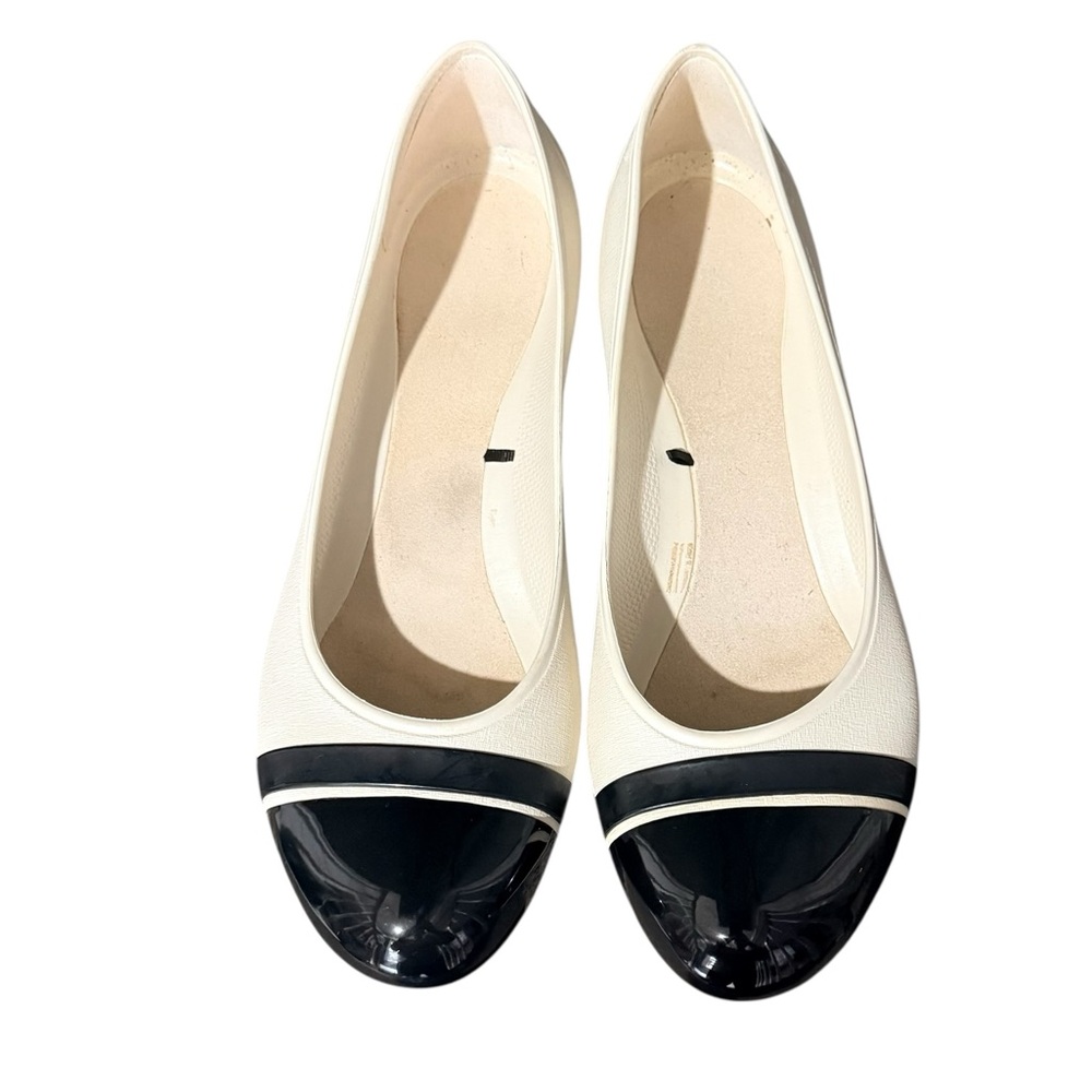 CROCS Wedge Pumps Cap Toe Wedges Cream & Black Women's Size‎ 9 - Picture 2 of 9